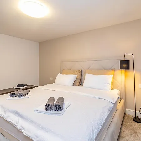 Apartment Siora Njivice